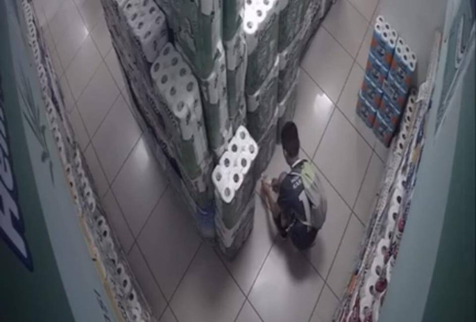 Bursa'nın Nilüfer ilçesinde, 10 yaşındaki M.R.K. adlı çocuk bir markette