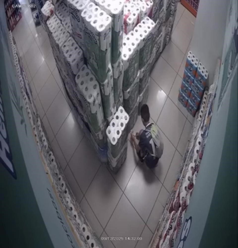 Bursa'nın Nilüfer ilçesinde, 10 yaşındaki M.R.K. adlı çocuk bir markette