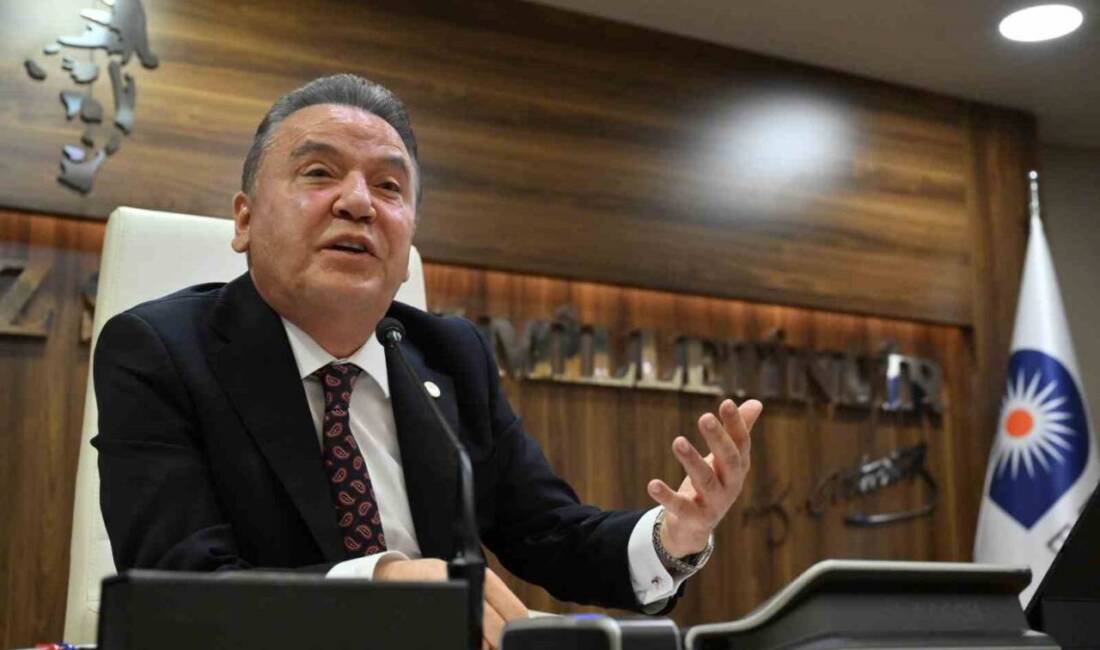 Antalya Büyükşehir Belediye Başkanı Muhittin Böcek, rüşvet ve yolsuzluk soruşturması