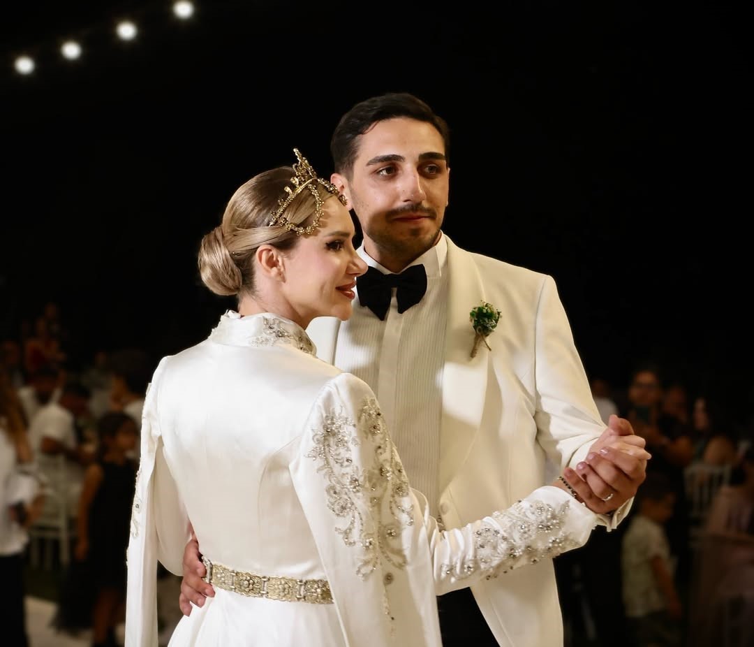 Türk iş insanı Bekir Ali Karakaş ve Rumen şarkıcı Otilia