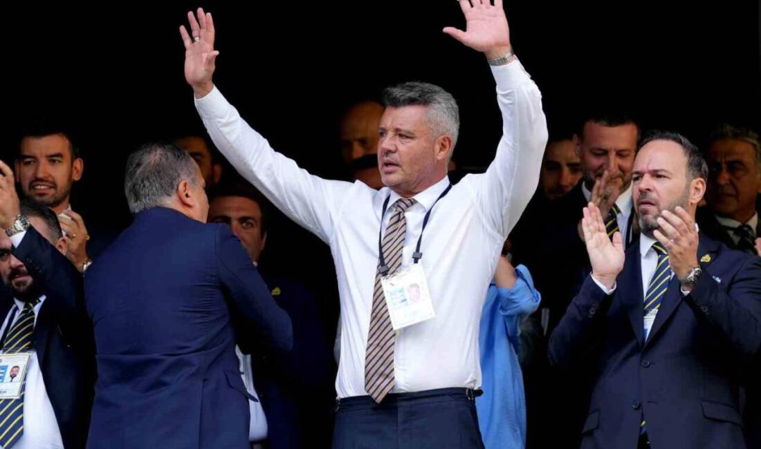 Fenerbahçe Başkan Adayı Sadettin Saran, kulübün geleceği için bayrak değişimine