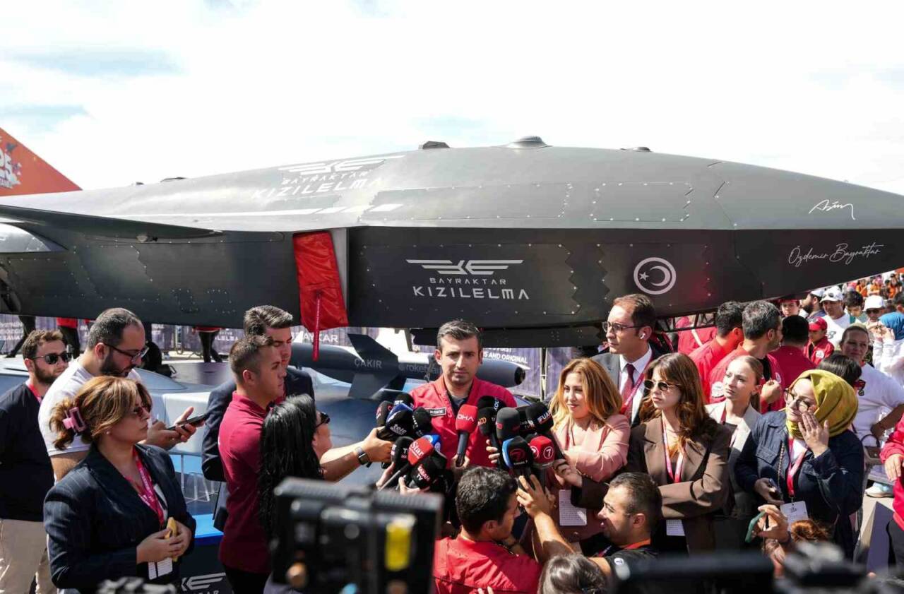 TEKNOFEST Yönetim Kurulu Başkanı Selçuk Bayraktar, İsrail Başbakanı Binyamin Netanyahu'ya