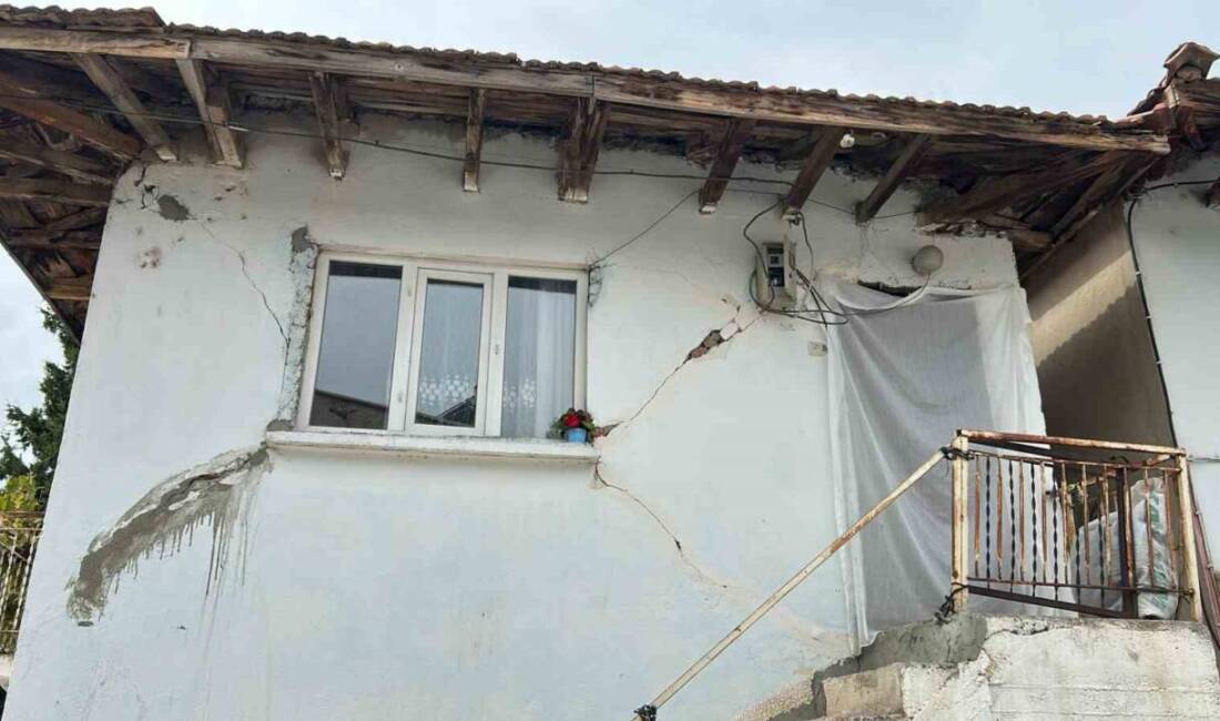 Kütahya'nın Simav ilçesinde 5.4 büyüklüğündeki depremin ardından, AFAD verilerine göre