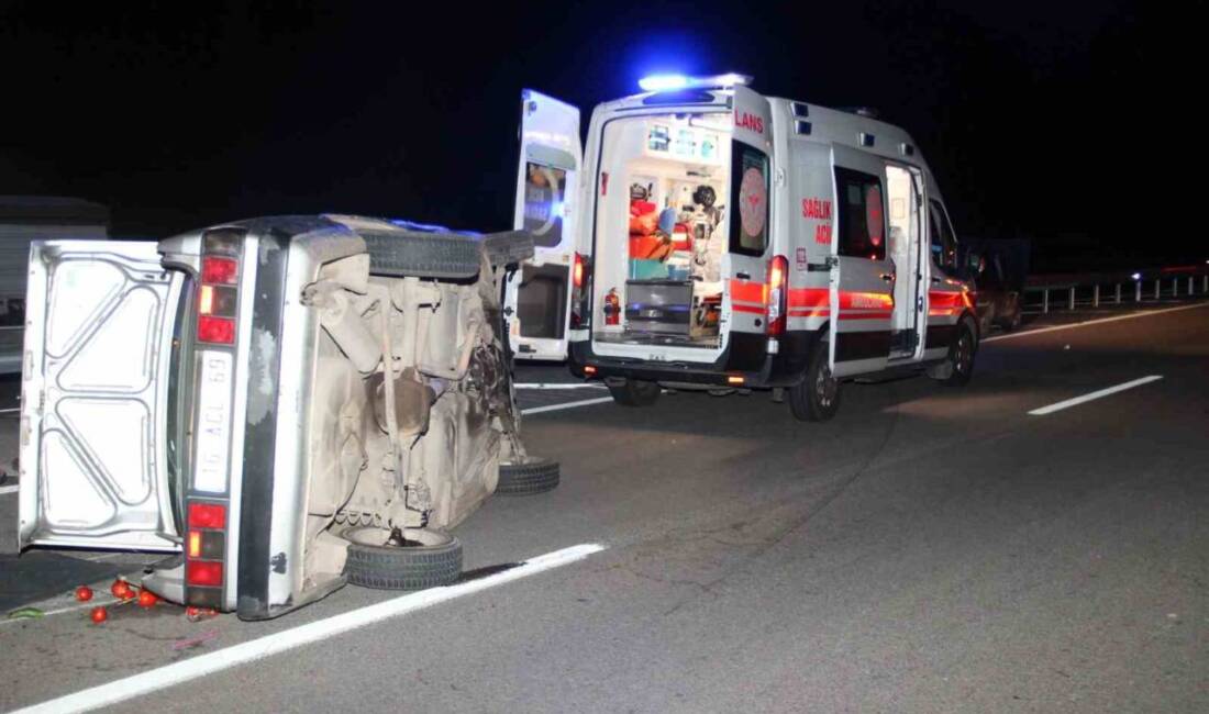 Sivas'ta meydana gelen zincirleme trafik kazasında, iki otomobil ve bir