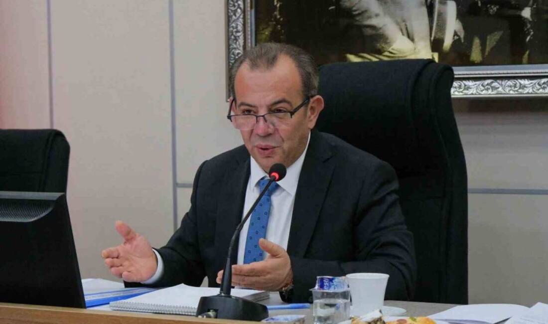 CHP'li Bolu Belediye Başkanı Tanju Özcan'a karşı açılan davada, mahkeme