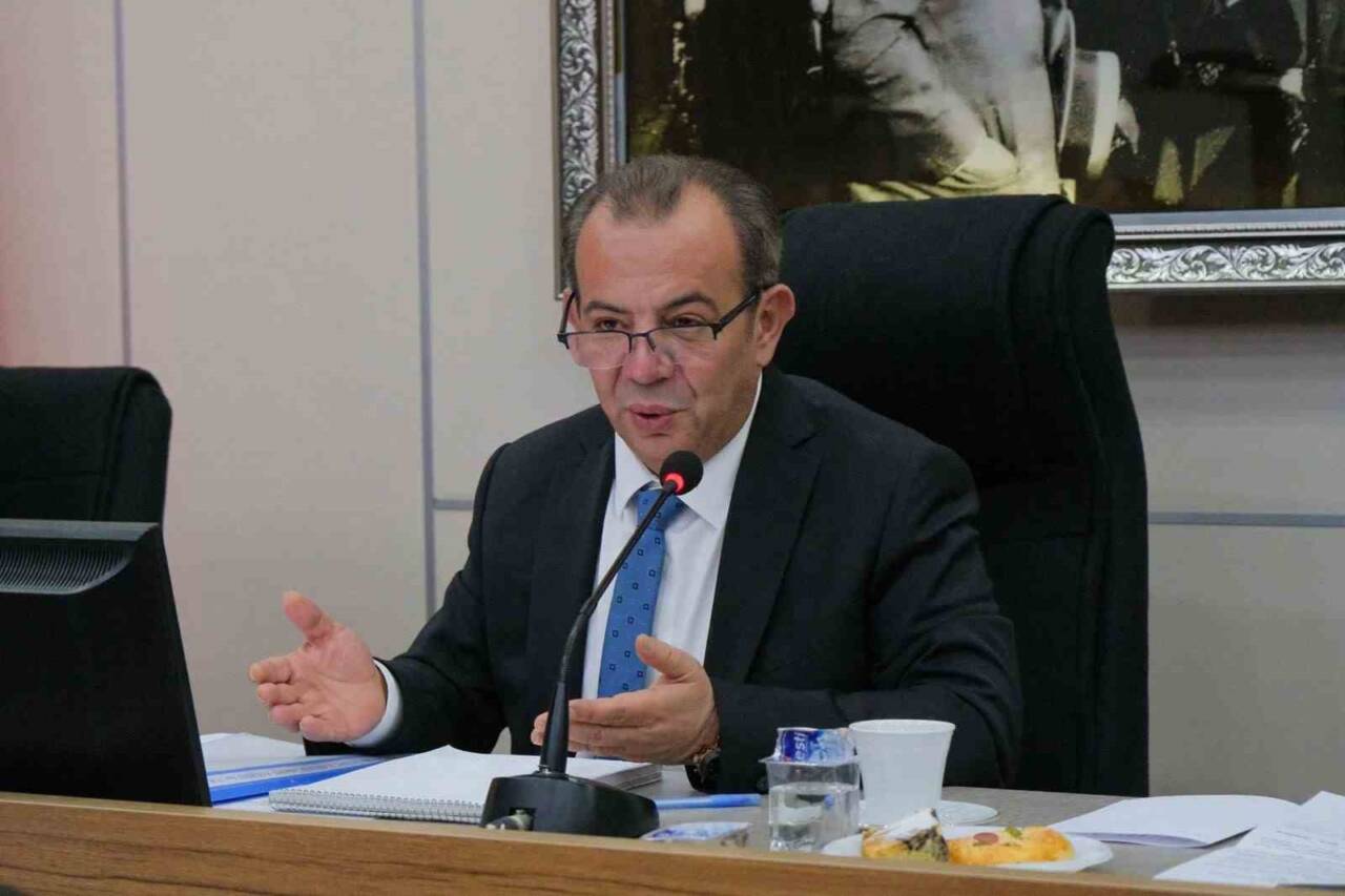 CHP'li Bolu Belediye Başkanı Tanju Özcan'a karşı açılan davada, mahkeme