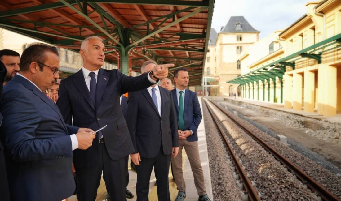 Kültür ve Turizm Bakanı Mehmet Nuri Ersoy, İstanbul'un tarihi Haydarpaşa