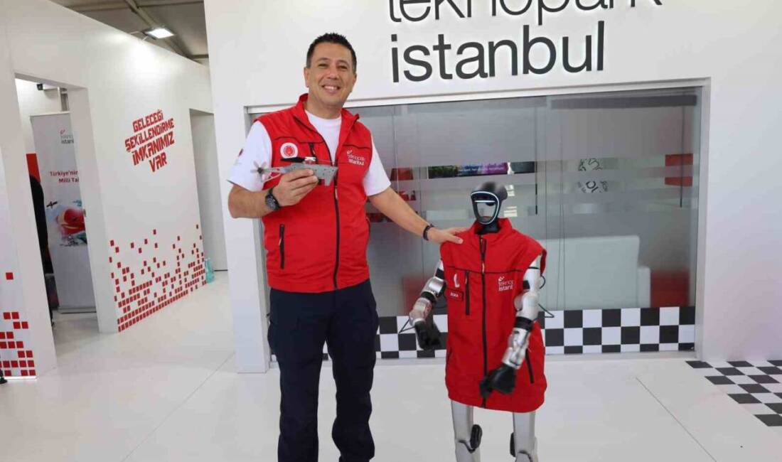 TEKNOFEST'te genç girişimcilerin geliştirdiği robotlar ve 100 gramlık "Nanoalp" helikopter