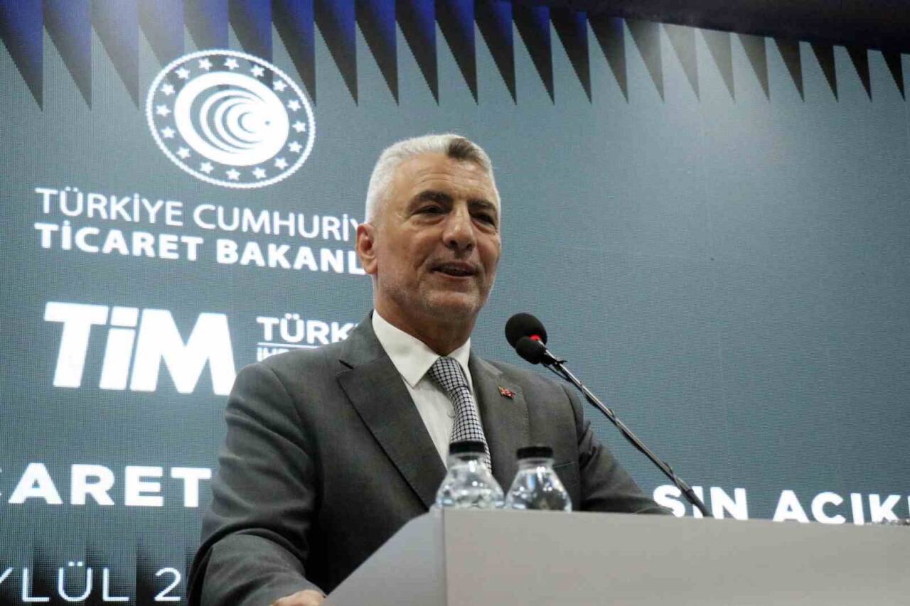 Ticaret Bakanı Ömer Bolat, ağustos ayı ihracatının 21,8 milyar dolar