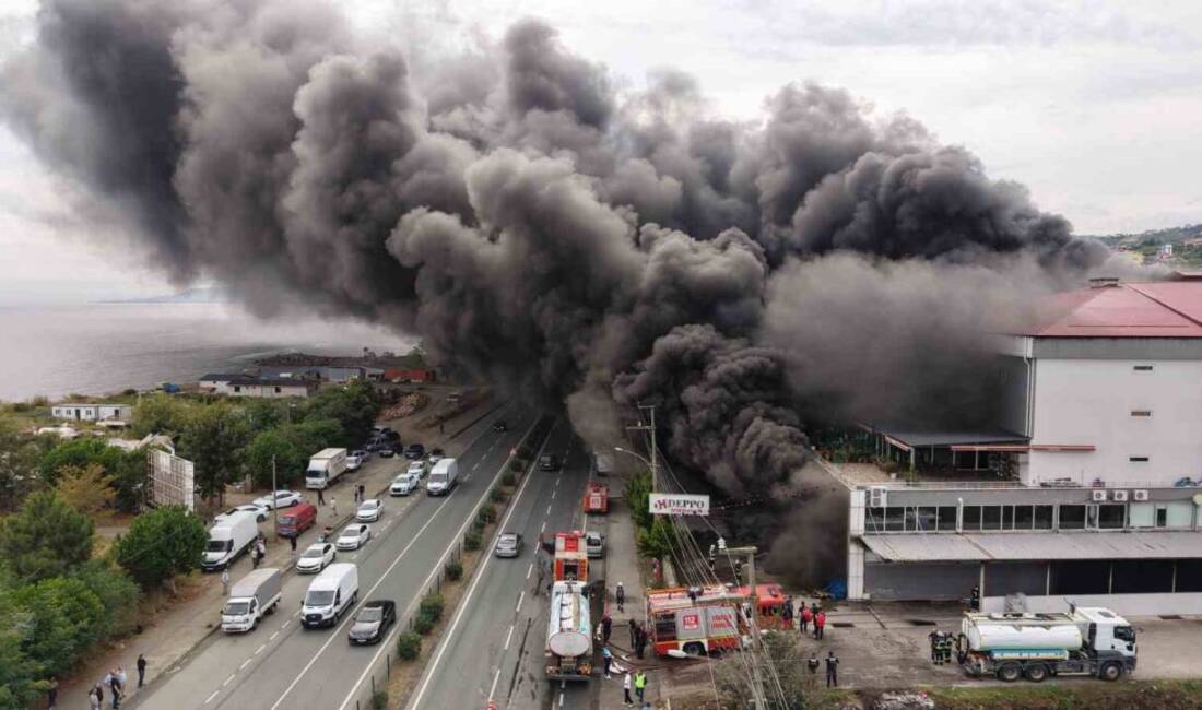 Trabzon'un Akçaabat ilçesindeki Darıca mahallesinde bulunan Deppo alışveriş merkezinin depo