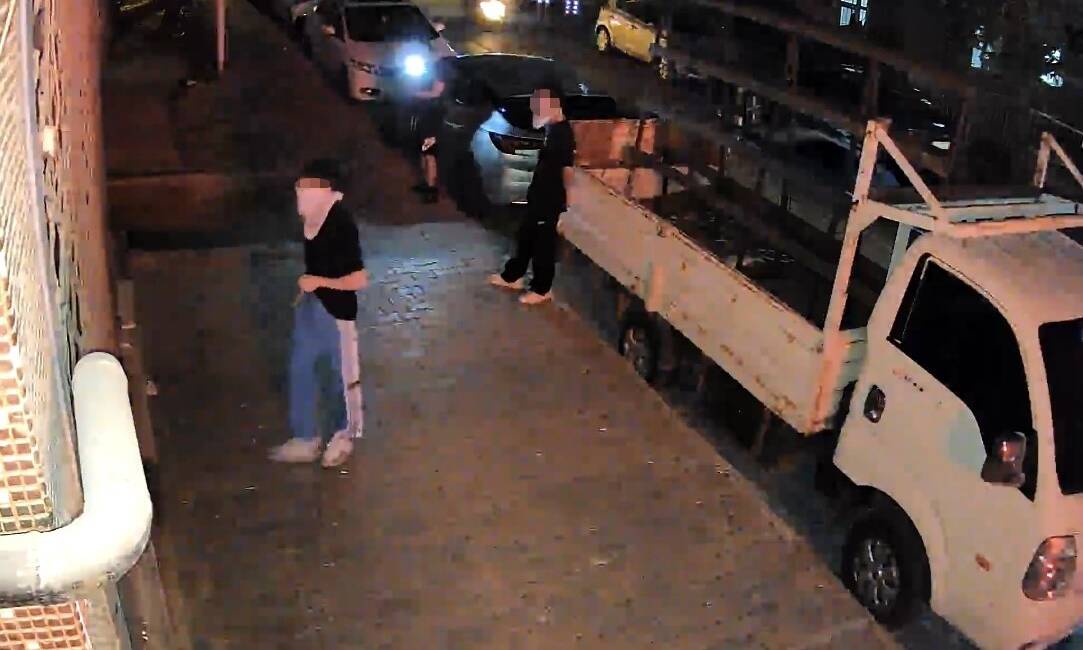 İstanbul'un Ümraniye ilçesinde, 30 Ağustos'ta maskeli iki kişi, "abinin selamı