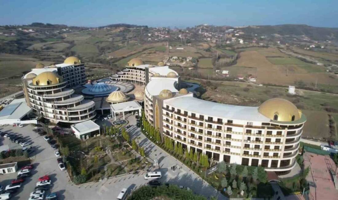 Yalova'da Karaderili Şirketler Grubu'na karşı yürütülen devre mülk dolandırıcılığı davasında,