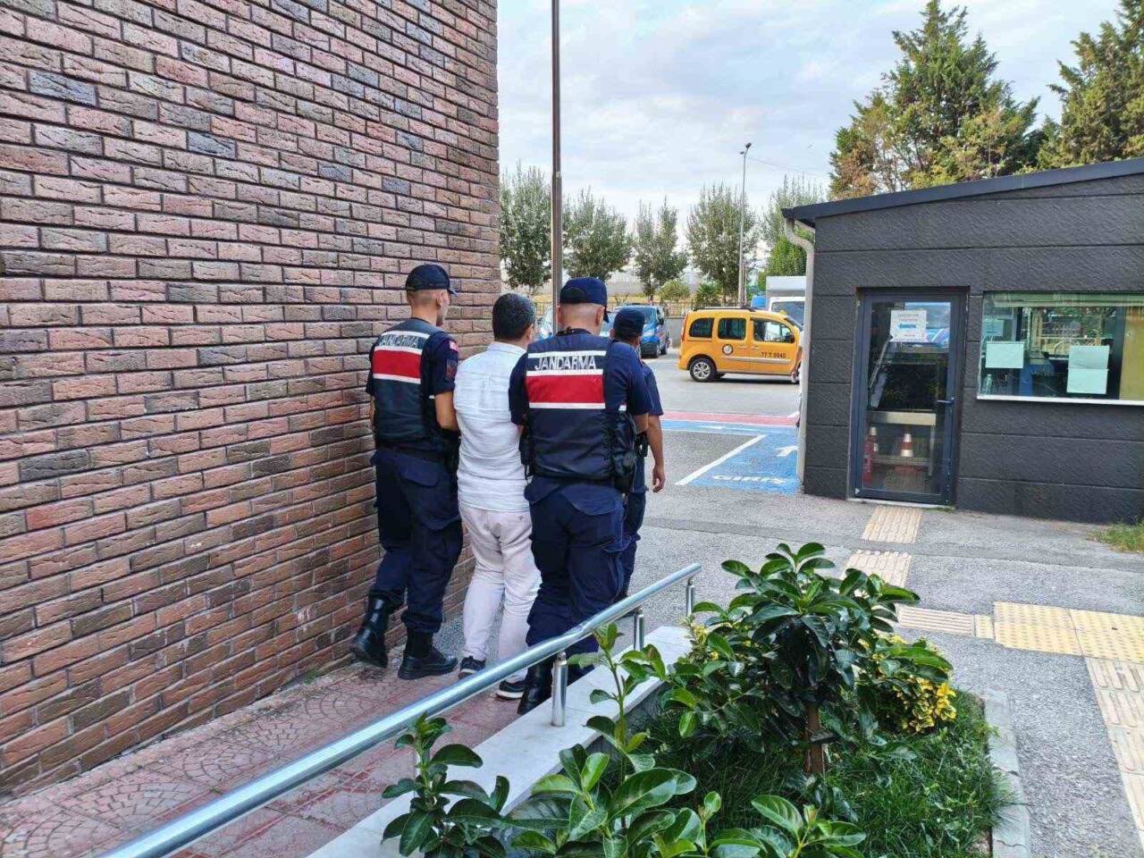 Yalova'da, FETÖ/PDY'ye üye olmaktan 7 yıl 6 ay hapis cezası