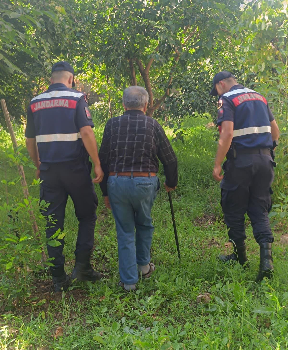Yalova'nın Termal ilçesinde Alzheimer hastası 83 yaşındaki N.S, eşi M.S'nin