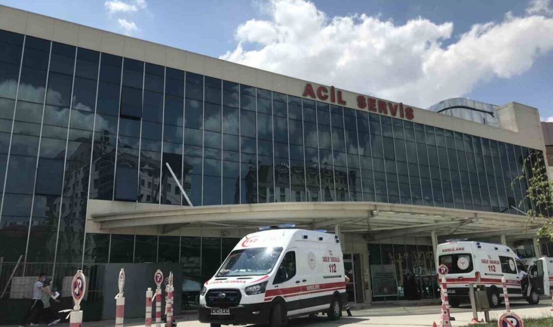 Konya'da galericilik yapan Ahmet Çay, alacak-verecek meselesi yüzünden Mustafa A.