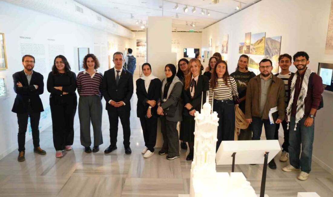 Beyoğlu'nda düzenlenen "Kuşbakışı Filistin" sergisi, Avrupa Miras Günleri etkinlikleri kapsamında