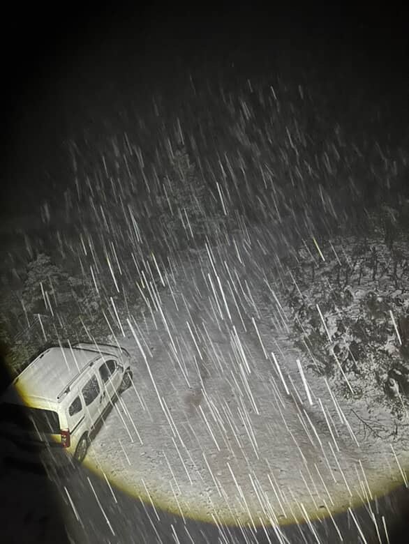 Bolu'nun Mengen ilçesinde yer alan Çukur Yayla, ani hava sıcaklığı