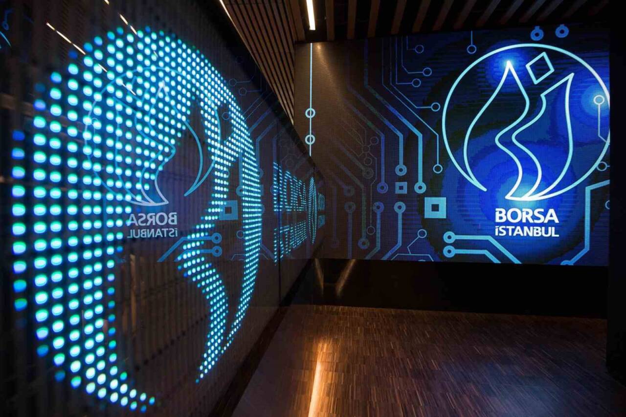 Borsa İstanbul 100 endeksi, haftaya 10.586,02 puandan başladı ve yüzde