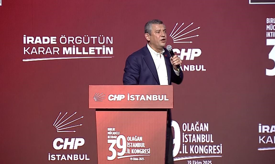 CHP Genel Başkanı Özgür Özel, 39. Olağan İstanbul İl Kongresi'nde