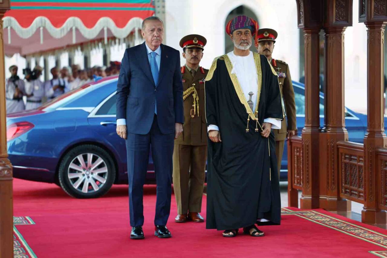 Cumhurbaşkanı Recep Tayyip Erdoğan, Umman ziyaretinde Sultan Heysem bin Tarık