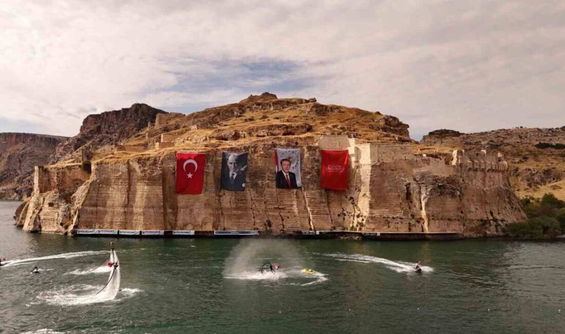 Gaziantep Büyükşehir Belediyesi'nin düzenlediği 6. Uluslararası Rumkale Su Sporları Festivali'nde,