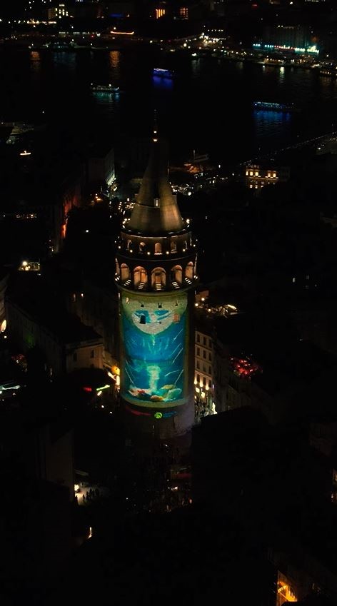 İstanbul'da düzenlenen "Uluslararası Sıfır Atık Forumu" kapsamında Galata Kulesi'nde sürdürülebilirlik