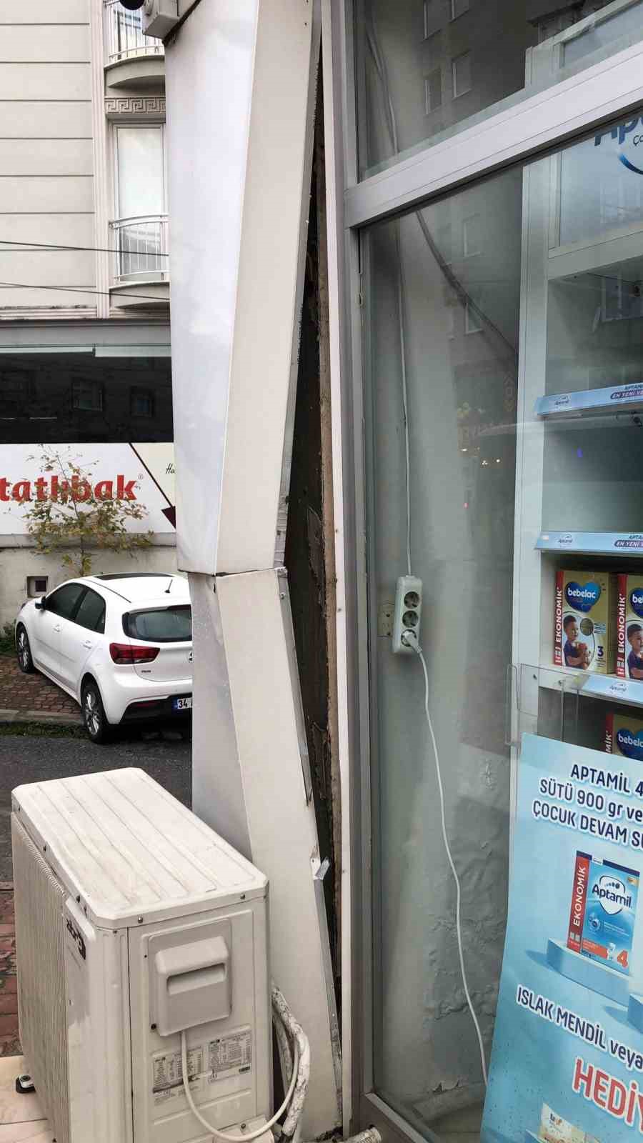 Kocaeli'nin Gebze ilçesinde çöken 6 katlı binadan Bilir ailesinin 2