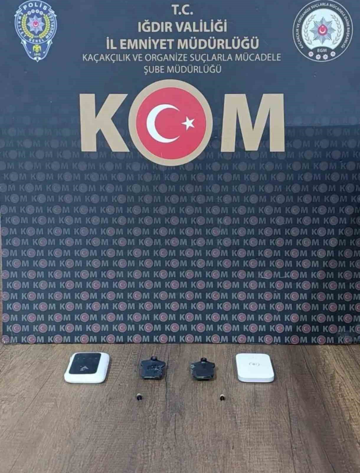 Iğdır'da düzenlenen operasyonla, Motorlu Taşıt Sürücü Kursu (MTSK) sınavlarına kopya