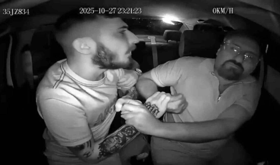 İzmir'in Bayraklı ilçesinde emekli polis Ü.Ü. taksi sürücüsü, yolcusuyla tartışarak