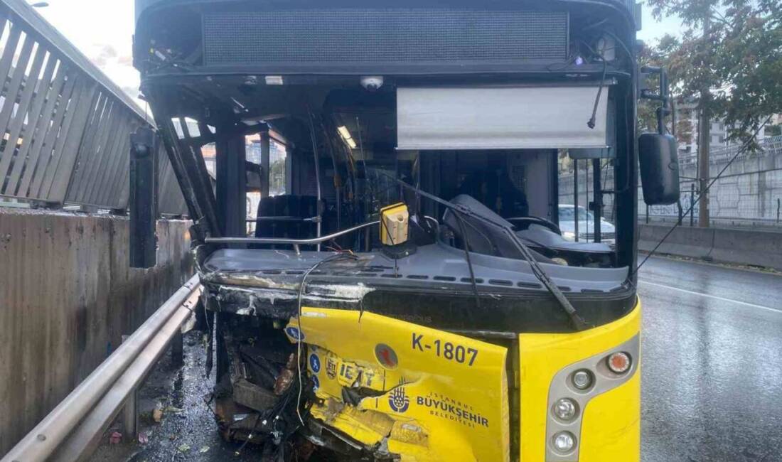 Kadıköy'de meydana gelen kazada, alkollü sürücü 34 TR 0450 plakalı