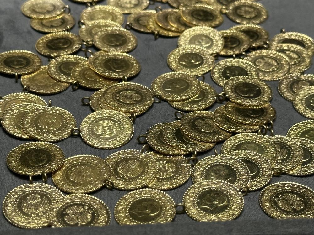 Altın fiyatlarındaki artış ve yatırımcı ilgisi, 8 Ekim'de Kapalıçarşı'da satışların