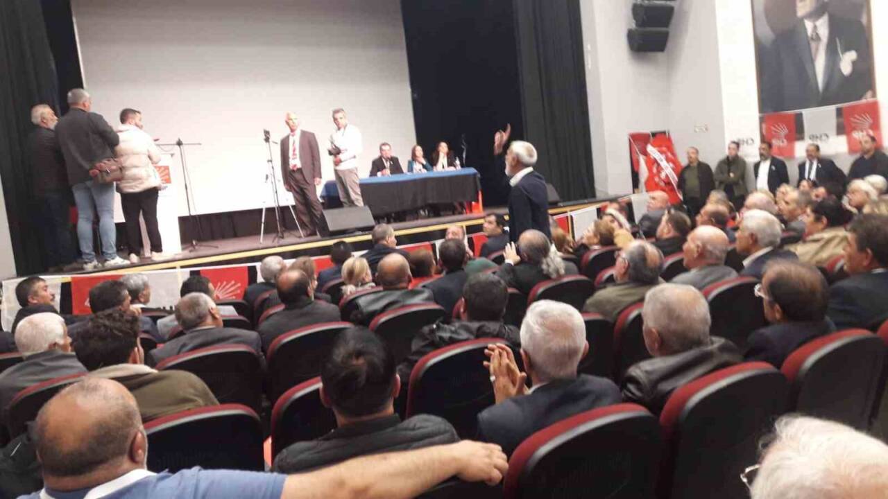 Kars’ta CHP'nin 39. Olağan İl Kongresi, delegelerin 'şaibe' iddialarıyla gergin