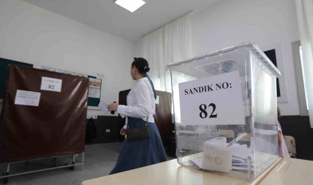 Kuzey Kıbrıs Türk Cumhuriyeti'nde cumhurbaşkanlığı seçiminde toplam 218,313 seçmen oy