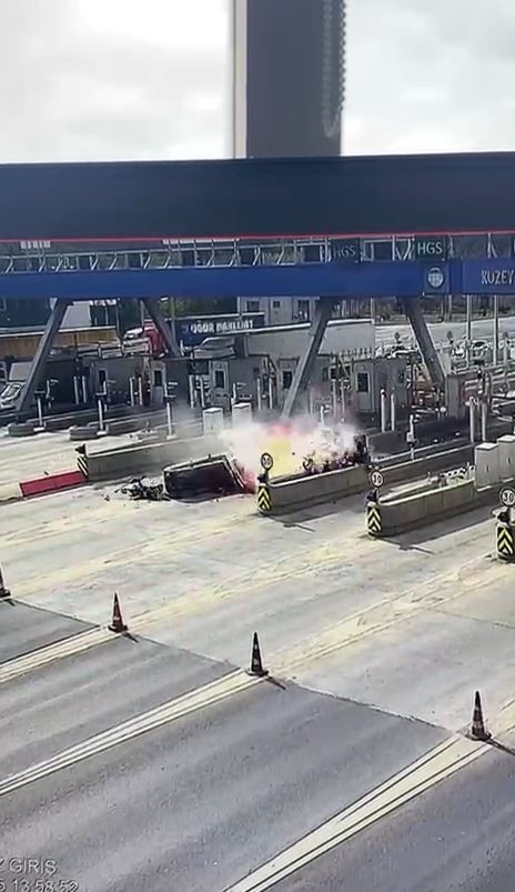 İstanbul Arnavutköy'de Kuzey Marmara Otoyolu'nda Hamdi Dursun'un kullandığı kiralık araç,