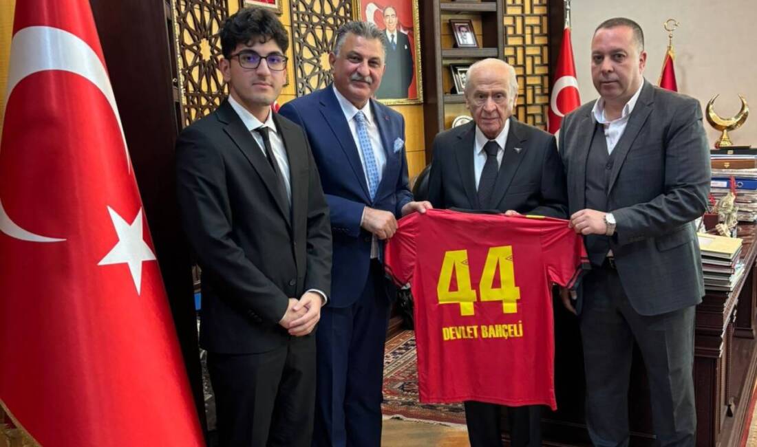 Yeni Malatyaspor Başkanı Aydın İşkur ve yönetim kurulu üyeleri, MHP