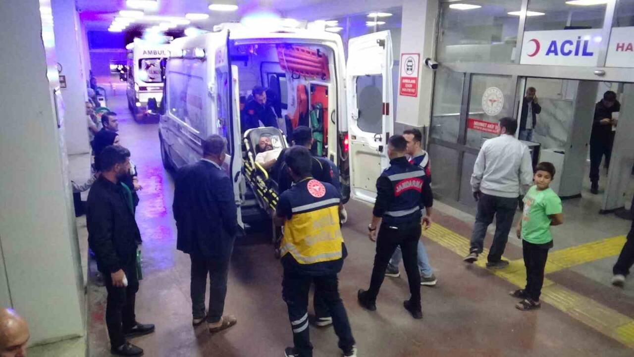 Şanlıurfa T Tipi Kapalı Cezaevi'nde 18 hükümlü gıda zehirlemesi şüphesiyle