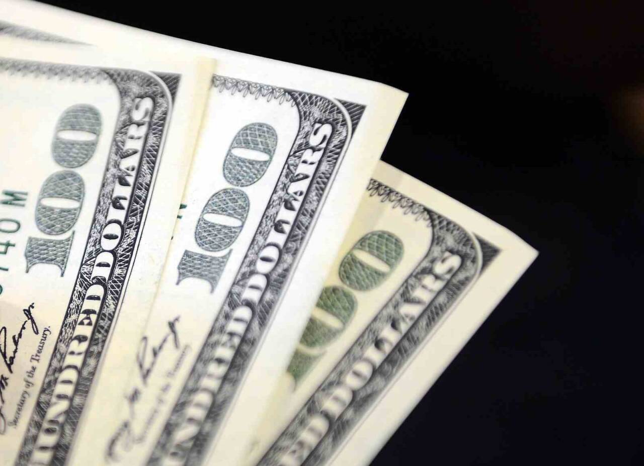 Dolar 41,9510 lira, euro ise 48,8180 lira seviyelerinde işlem görüyor.