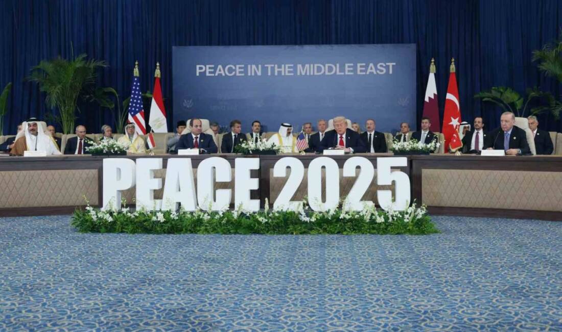 Mısır’ın Şarm eş-Şeyh kentinde düzenlenen Barış Zirvesi’nde Recep Tayyip Erdoğan,