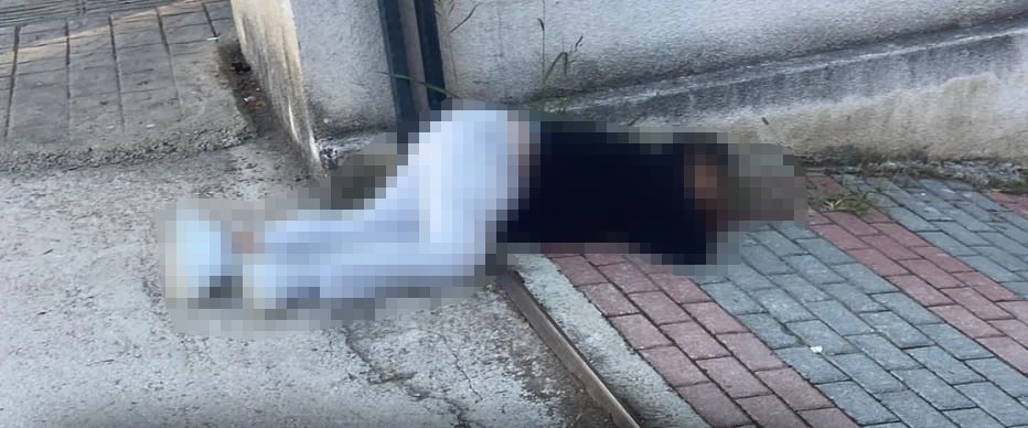 Yalova'nın Altınova ilçesinde, 39 yaşındaki Belgin A., eşi Özgür A.