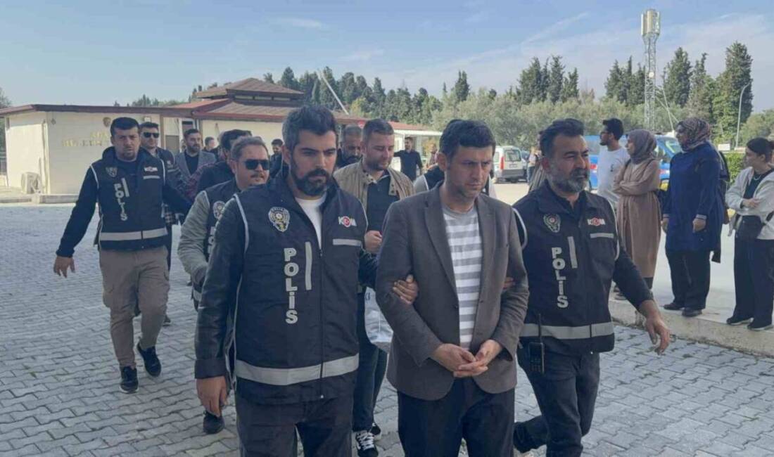 Yalova'da İl Göç İdaresi'nde gerçekleşen operasyonda, rüşvet ve görevi kötüye
