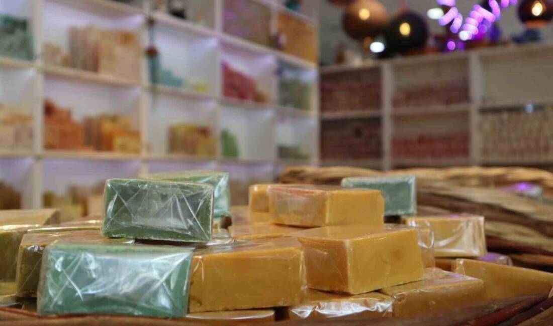 Yalova'da Koray Erten tarafından üretilen el yapımı sabunlar, 30 yıllık