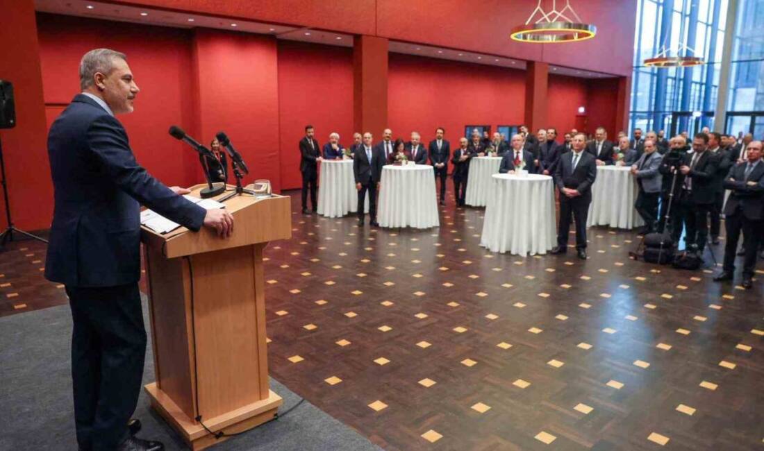 Dışişleri Bakanı Hakan Fidan, Almanya’nın Berlin şehrinde resmi temasları kapsamında