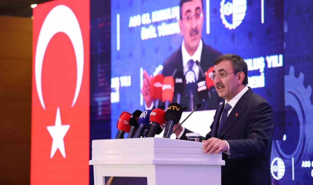 Cumhurbaşkanı Yardımcısı Cevdet Yılmaz, enflasyonun düşüş eğilimine girdiğini ve bu