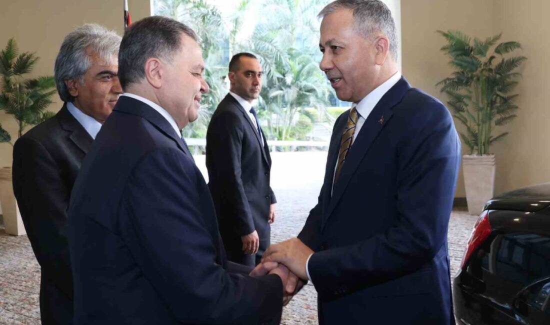 İçişleri Bakanı Ali Yerlikaya, Mısır'da İçişleri Bakanı Mahmud Tevfik ile