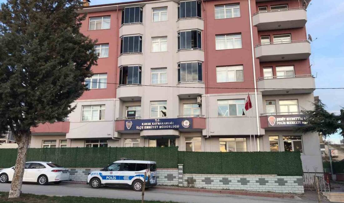 Samsun'un Kavak ilçesinde, 42 yaşındaki polis memuru Aydın O. mescitte