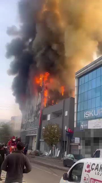 Kocaeli'nin Dilovası ilçesindeki bir iş yerinde, bilinmeyen bir nedenle çıkan