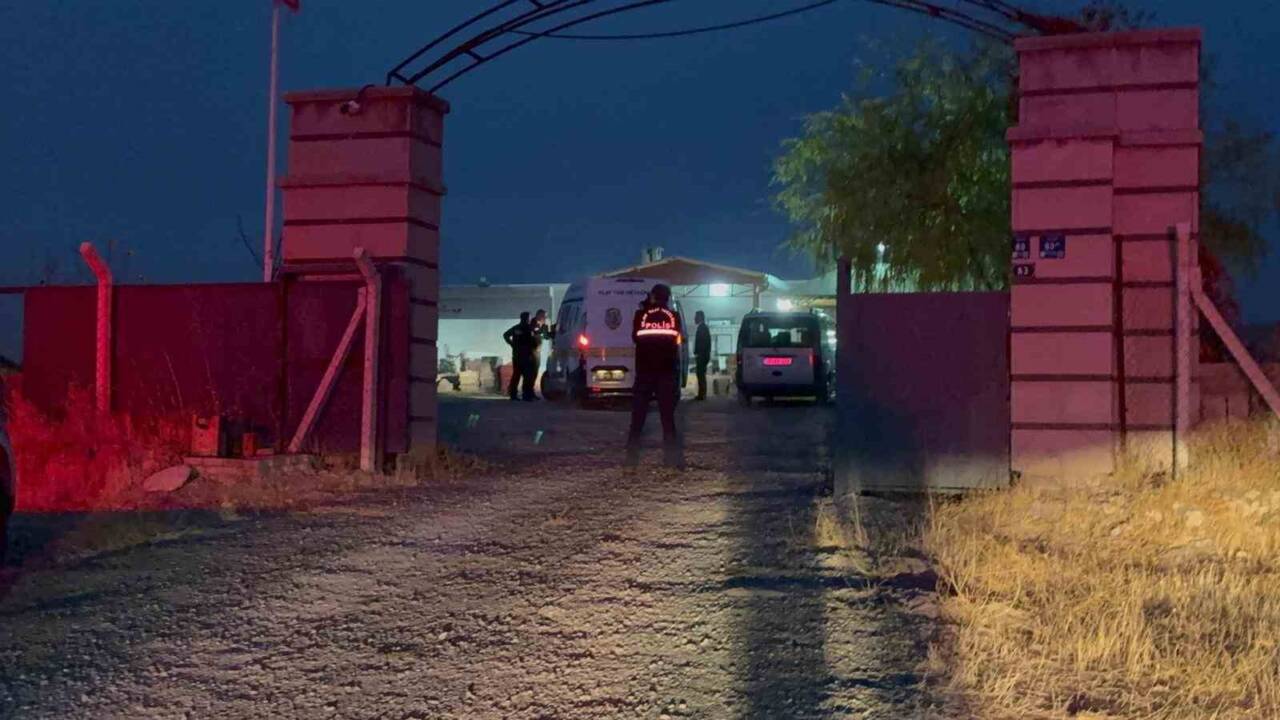 Kayseri’nin Melikgazi ilçesinde, miras anlaşmazlığı yüzünden çıkan kavgada Ş.P., amcası