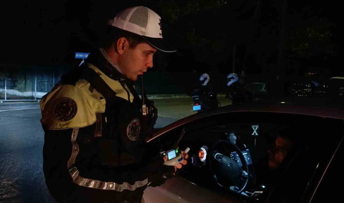 Tekirdağ Emniyet Müdürlüğü Trafik Bölge Şubesi, Süleymanpaşa'da düzenlediği denetimlerde trafik