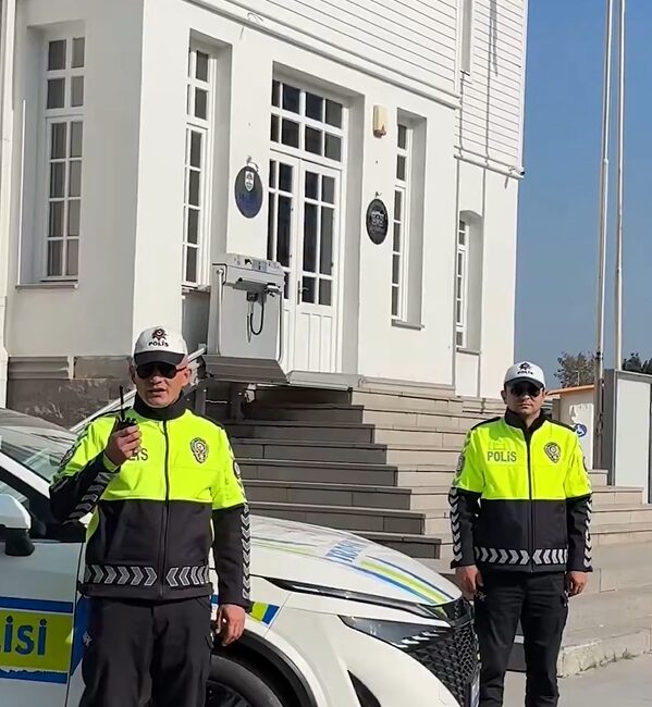 ASELSAN'ın geliştirdiği Kriptolu Emniyet Telsiz Muhabere Sistemi (KETUM), Yalova Emniyet