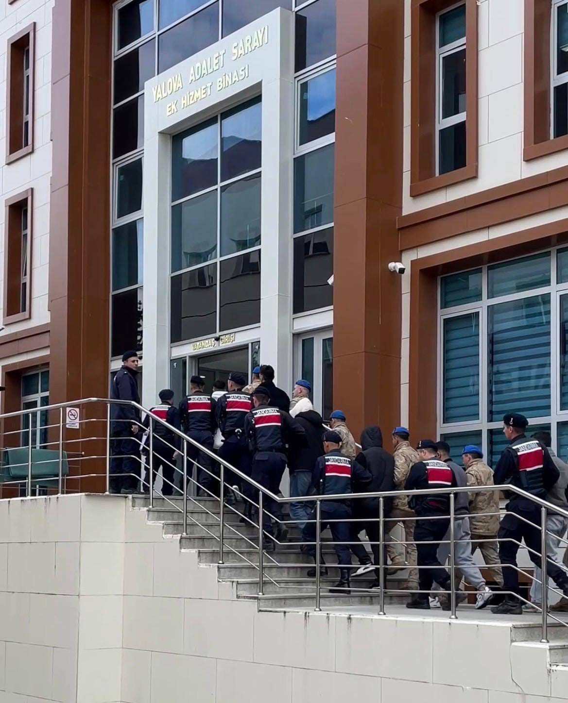 Yalova'da 16 Kasım 2025 tarihinde Kirazlı Sanayi Sitesi'nde O.Y.'ye ait